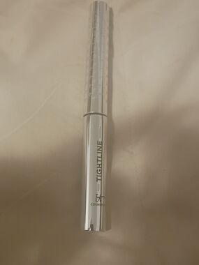 it cosmetics Tightline Eyeliner - Silver Metallic